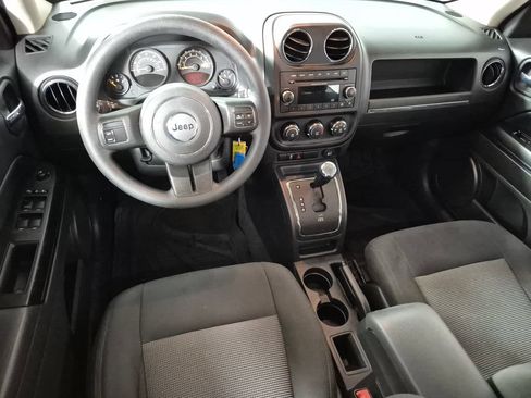 Used 2015 Jeep Patriot Sport w/ Power Value Group FWD image 10