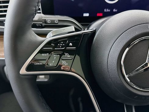 Certified 2026 Mercedes-Benz GLE 350 4MATIC image 11