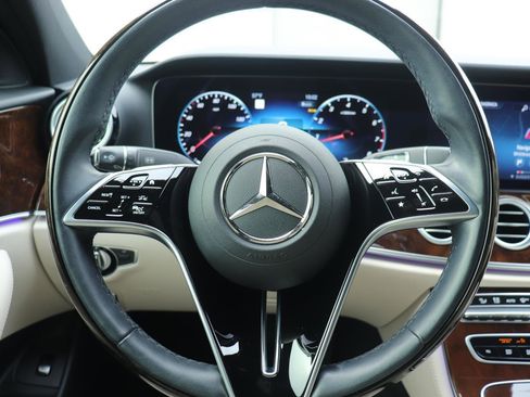 Used 2022 Mercedes-Benz E 350 E 350 image 25