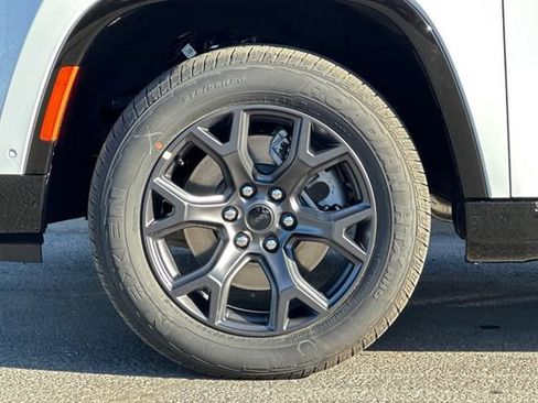 New 2026 Jeep Grand Wagoneer Limited image 26