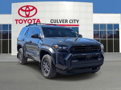 Used 2025 Toyota 4Runner SR5 AWD/4WD image 1