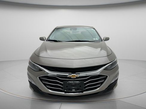 Used 2024 Chevrolet Malibu LT FWD image 5