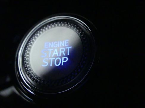 Used 2023 Genesis G80 2.5T image 22