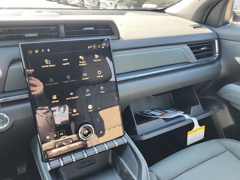 New 2026 GMC Terrain AT4 w/ Convenience Package III image 35