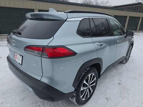 Certified 2024 Toyota Corolla Cross XLE image 6