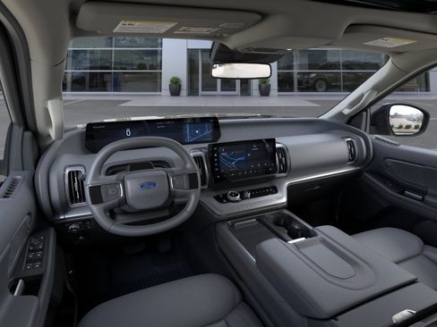 New 2025 Ford Expedition Active AWD/4WD image 31