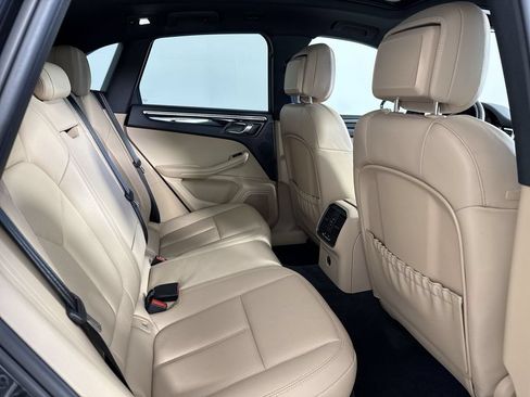 Certified 2024 Porsche Macan Turbo AWD/4WD image 24