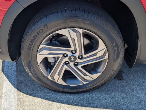 Certified 2023 Hyundai Santa Fe SEL image 9