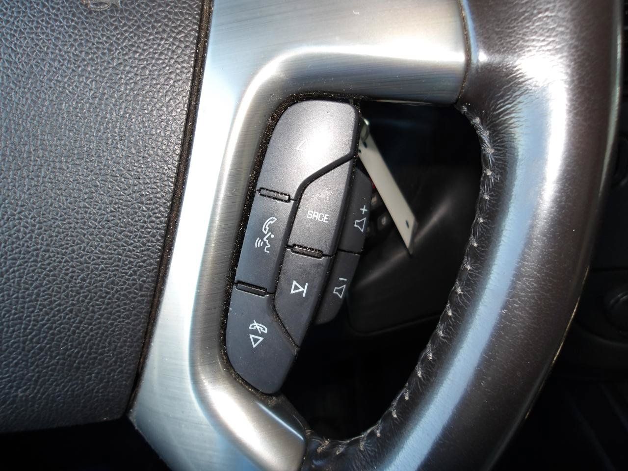 Used 2016 Chevrolet Express 3500 RWD image 16