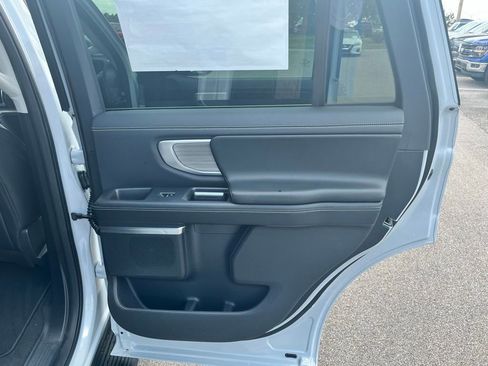 New 2026 Ford Expedition Platinum AWD/4WD image 10
