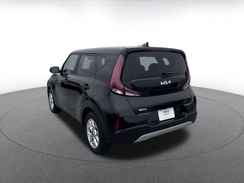 Used 2025 Kia Soul LX w/ LX Technology Package image 10