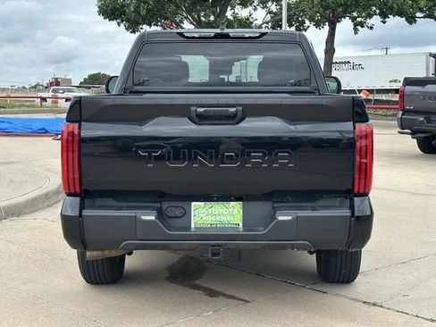 Used 2022 Toyota Tundra SR5 RWD image 4
