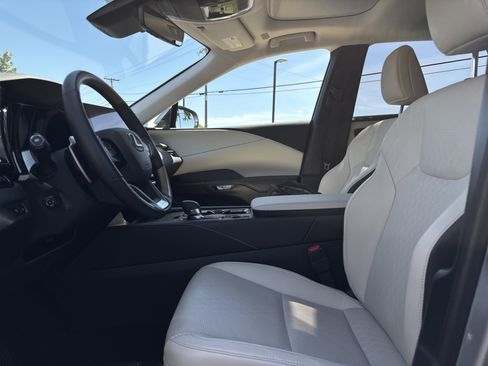 Certified 2025 Lexus RX 350 FWD image 16