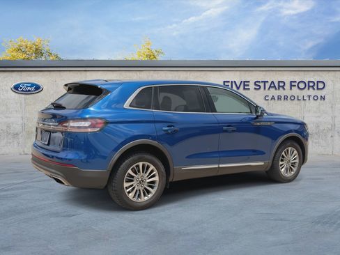 Used 2021 Lincoln Nautilus Reserve AWD/4WD image 8