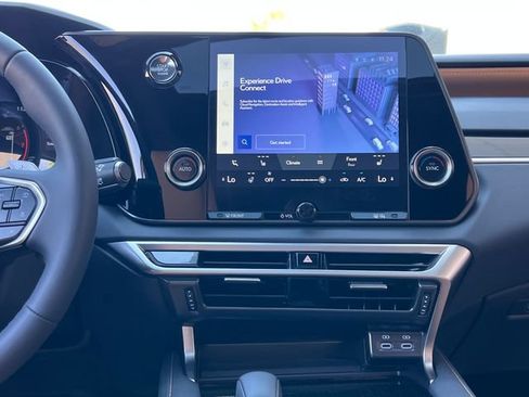 Used 2025 Lexus RX 350 FWD w/ Technology Package image 45