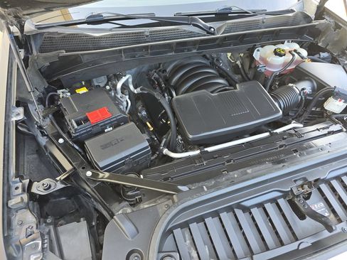 Used 2020 GMC Sierra 1500 SLT RWD image 35