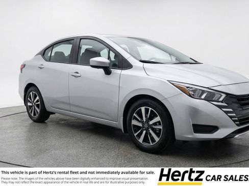 Used 2025 Nissan Versa SV FWD image 1