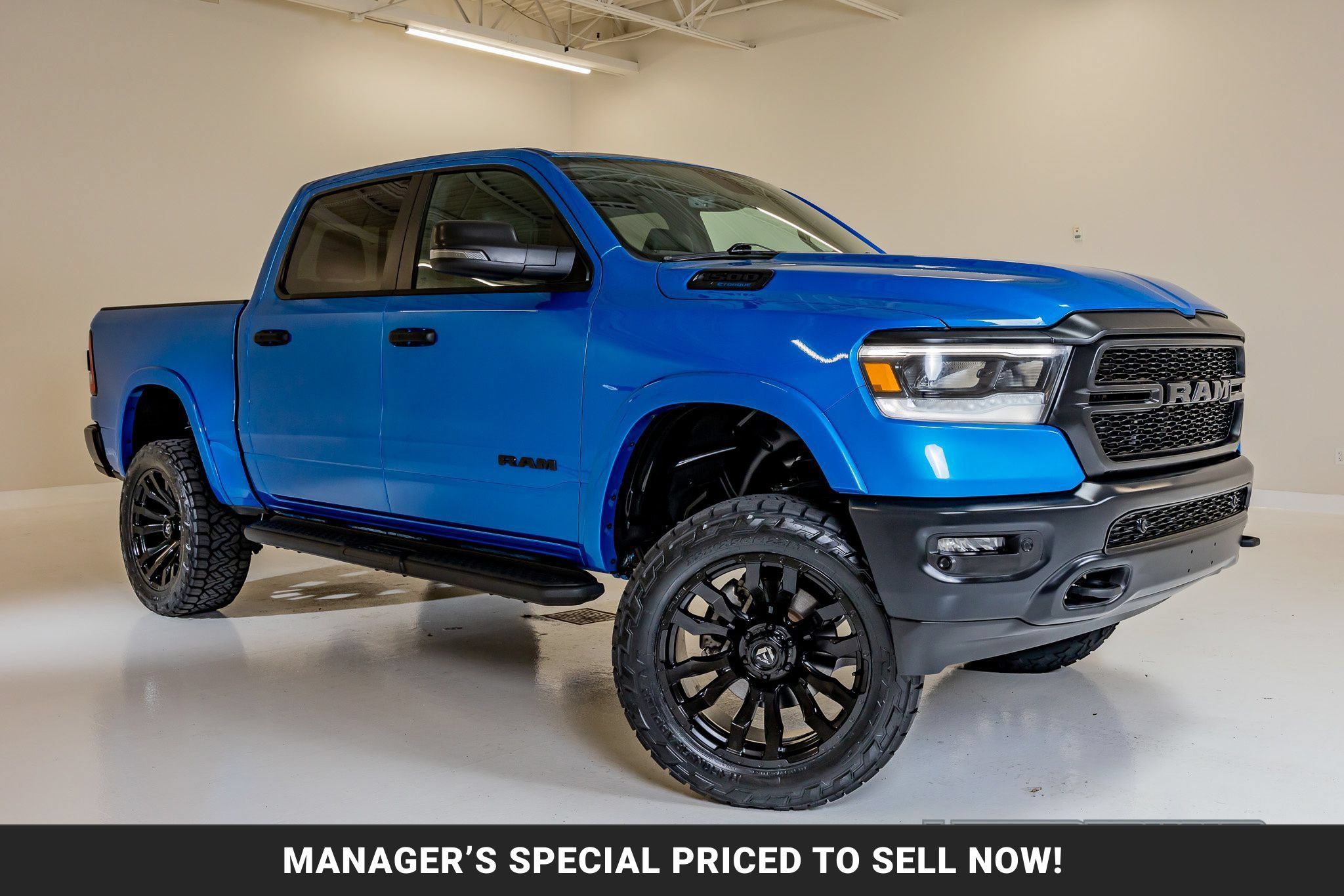 Used 2023 RAM 1500 Big Horn AWD/4WD image 1