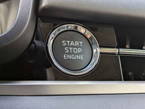 New 2026 Mitsubishi Outlander ES image 28