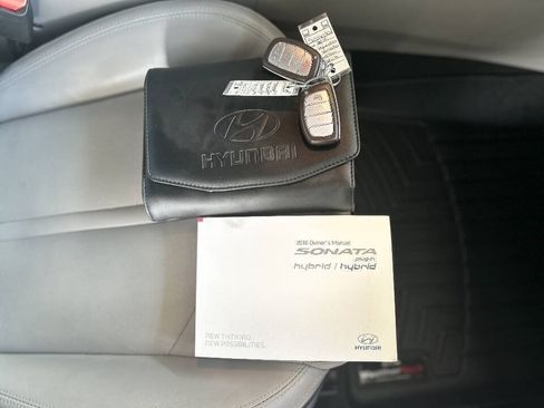 Used 2016 Hyundai Sonata Limited FWD image 90