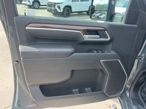 Used 2025 Chevrolet Silverado 2500 LT w/ All Star Edition image 14