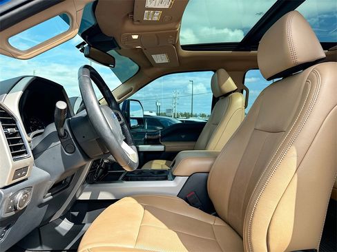 Used 2022 Ford F250 Lariat w/ Lariat Ultimate Package image 8