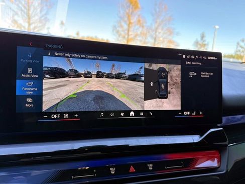 Used 2025 BMW M5 w/ Executive Package image 26