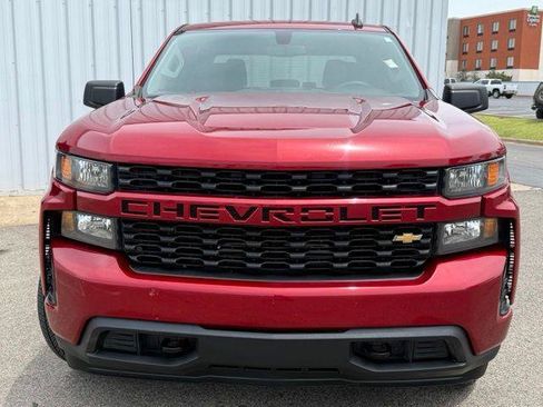 Used 2021 Chevrolet Silverado 1500 Custom RWD image 2