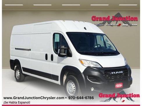 Used 2025 RAM ProMaster 2500 w/ Convenience Group FWD image 1
