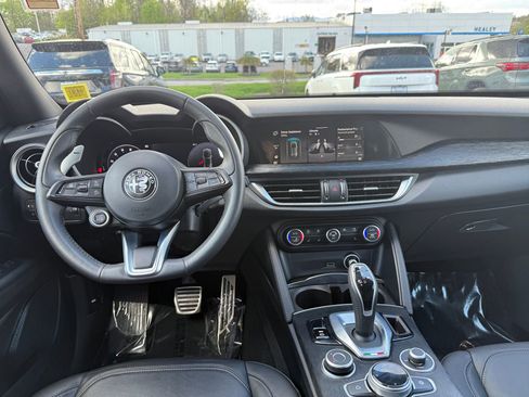 Used 2024 Alfa Romeo Stelvio Sprint AWD/4WD image 25