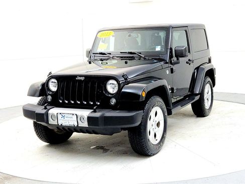 Used 2015 Jeep Wrangler Sahara w/ Connectivity Group image 2