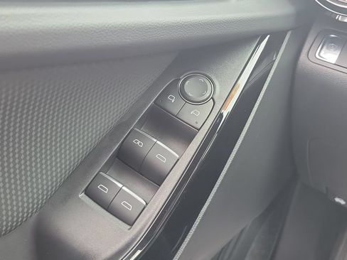 Used 2026 Chevrolet Equinox RS FWD image 20