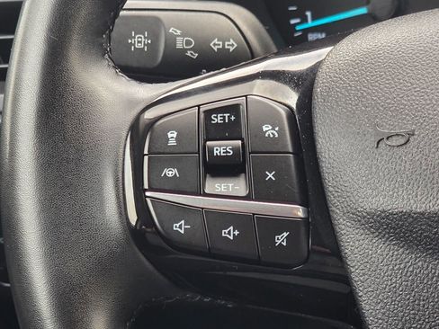 Used 2022 Ford Escape SE w/ SE Sport Appearance Package image 19