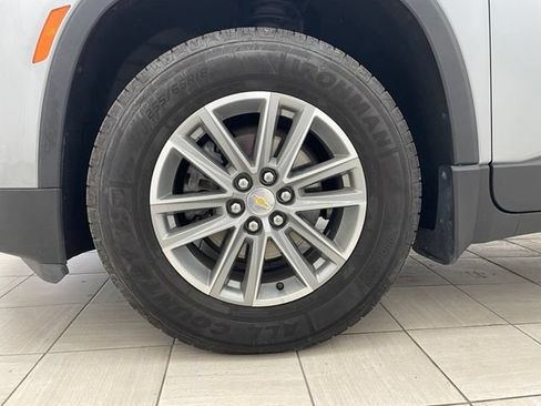 Certified 2023 Chevrolet Traverse LT AWD/4WD image 8