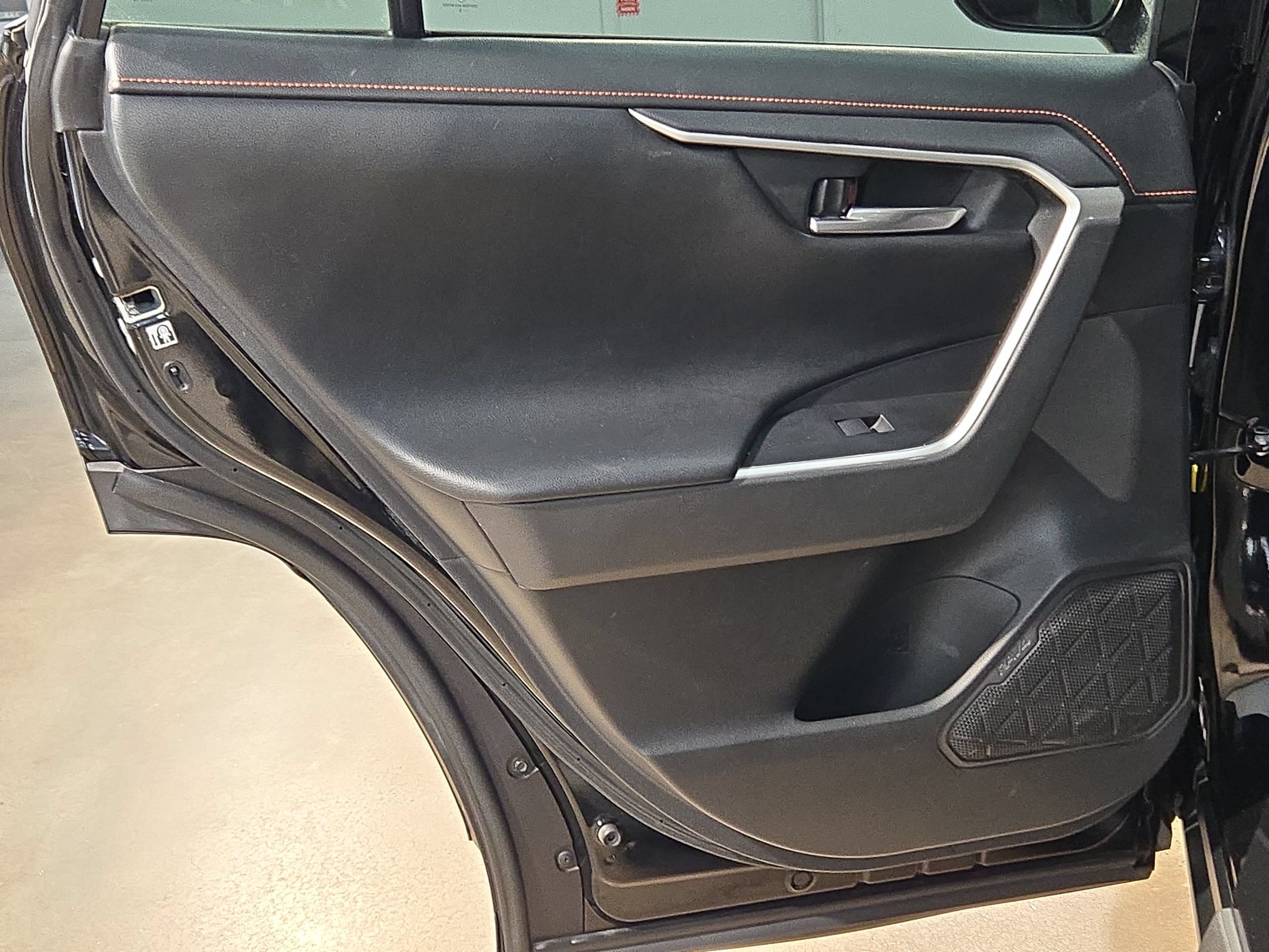 Used 2019 Toyota RAV4 Adventure AWD/4WD image 34