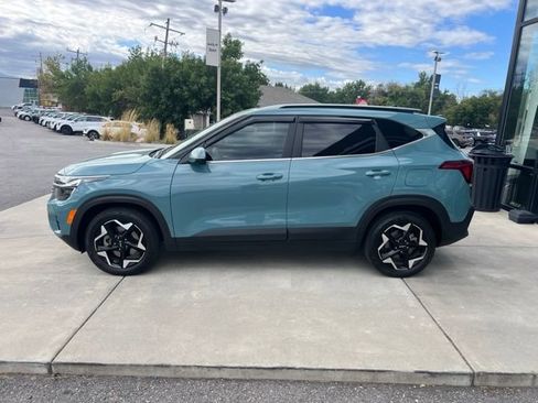Used 2024 Kia Seltos EX AWD/4WD image 4
