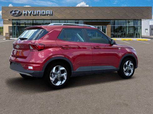 Certified 2025 Hyundai Venue Limited image 15