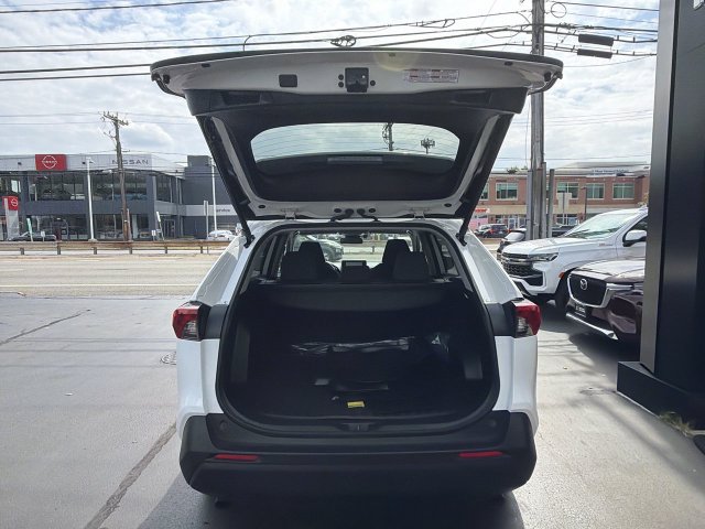 Used 2024 Toyota RAV4 XLE w/ Convenience Package AWD/4WD image 23