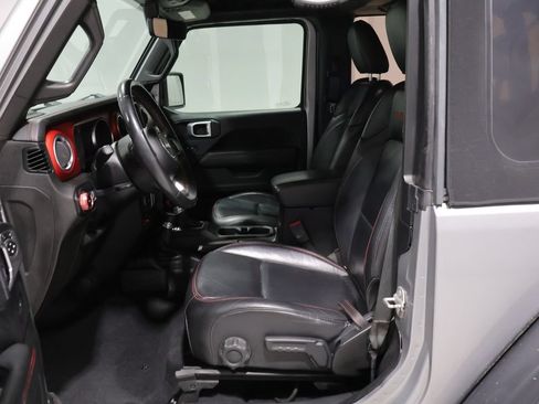 Used 2018 Jeep Wrangler Rubicon AWD/4WD image 11