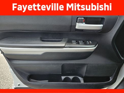 Used 2014 Toyota Tundra SR5 w/ SR5 Upgrade Package RWD image 30