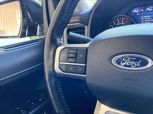 Used 2024 Ford Expedition Max XLT AWD/4WD image 8