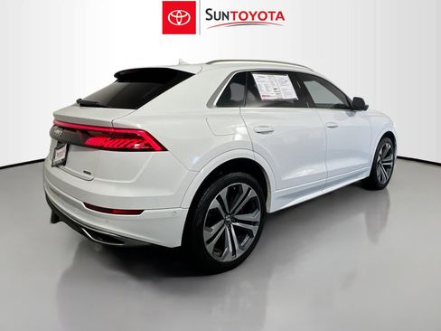 Used 2019 Audi Q8 Prestige w/ Luxury Package image 4