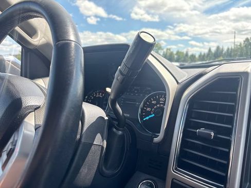 Used 2018 Ford F150 Lariat w/ Trailer Tow Package AWD/4WD image 26
