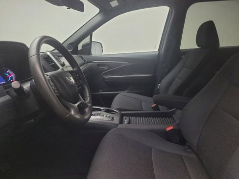 Used 2019 Honda Passport Sport image 17