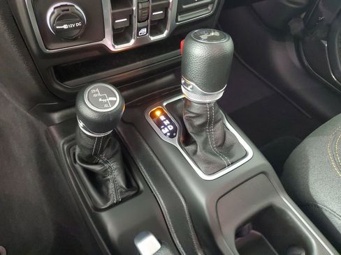 Used 2026 Jeep Wrangler Unlimited Sport AWD/4WD image 18