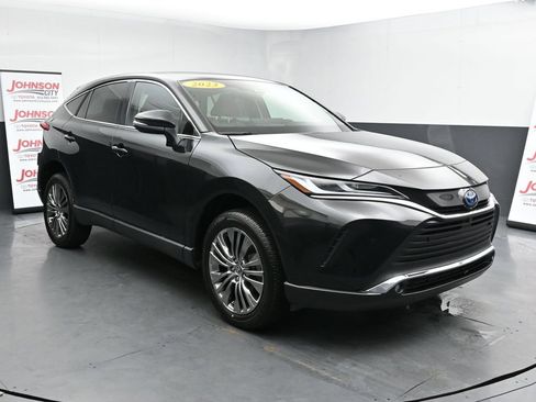 Used 2023 Toyota Venza Limited AWD/4WD image 2