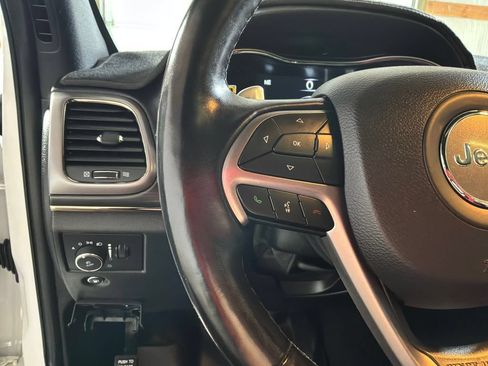 Certified 2020 Jeep Grand Cherokee Limited X AWD/4WD image 23