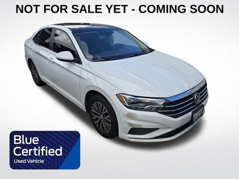 Used 2019 Volkswagen Jetta SE image 1