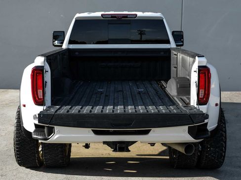 Used 2022 GMC Sierra 3500 Denali w/ Denali Ultimate Package AWD/4WD image 51