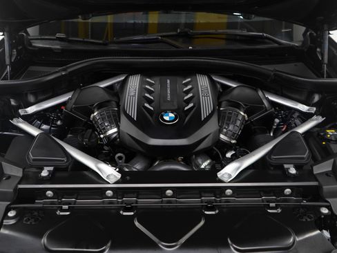 Used 2023 BMW X5 M50i w/ Executive Package image 31